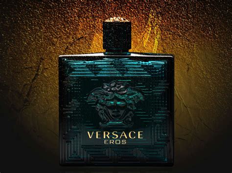 how does Versace Eros smell